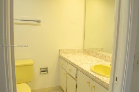 Copropriété à louer à Pompano Beach, Floride: 2 chambres, 102.19 m2 № 1938775 - photo 22