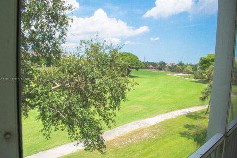 Copropriété à louer à Pompano Beach, Floride: 2 chambres, 102.19 m2 № 1938775 - photo 12