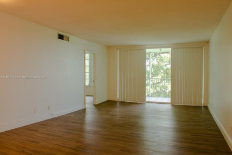 Copropriété à louer à Pompano Beach, Floride: 2 chambres, 102.19 m2 № 1938775 - photo 7