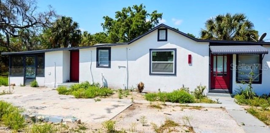 House in Tampa, Florida 3 bedrooms, 78.6 sq.m. № 2098412