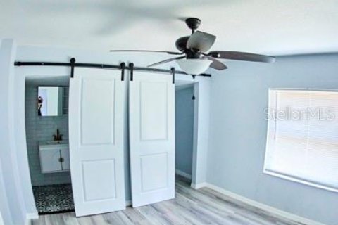 House in Tampa, Florida 3 bedrooms, 78.6 sq.m. № 2098412 - photo 8