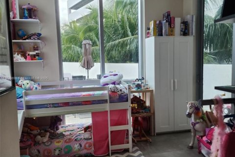 Condominio en venta en Aventura, Florida, 3 dormitorios, 128.02 m2 № 1959703 - foto 2