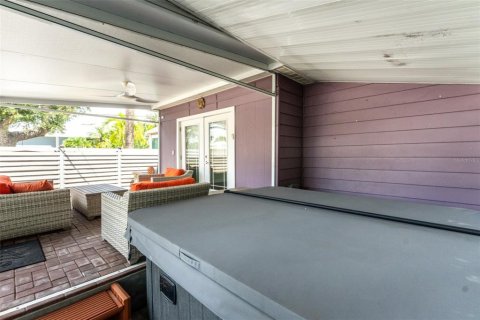 Villa ou maison à vendre à Punta Gorda, Floride: 3 chambres, 171.13 m2 № 2355751 - photo 11