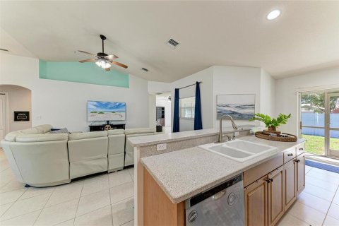 Villa ou maison à vendre à Venice, Floride: 3 chambres, 149.76 m2 № 2429093 - photo 11