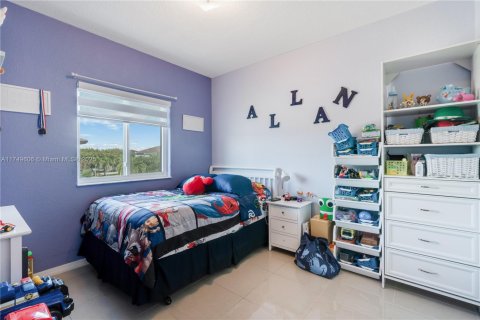 Adosado en venta en Miami, Florida, 3 dormitorios, 132.85 m2 № 1704271 - foto 23