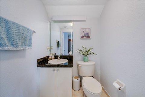 Adosado en venta en Miami, Florida, 3 dormitorios, 132.85 m2 № 1704271 - foto 15