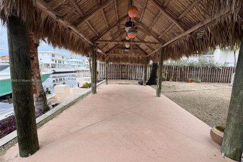 Villa ou maison à louer à Key Largo, Floride: 2 chambres, 80.27 m2 № 1895227 - photo 12