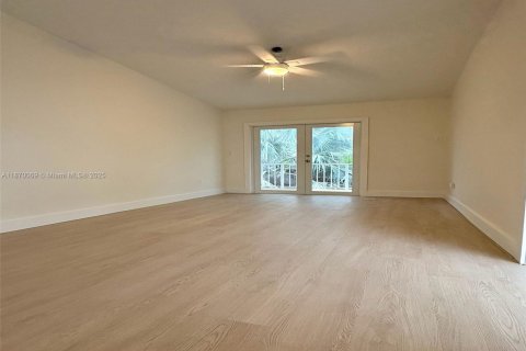 Villa ou maison à louer à Key Largo, Floride: 2 chambres, 80.27 m2 № 1895227 - photo 2