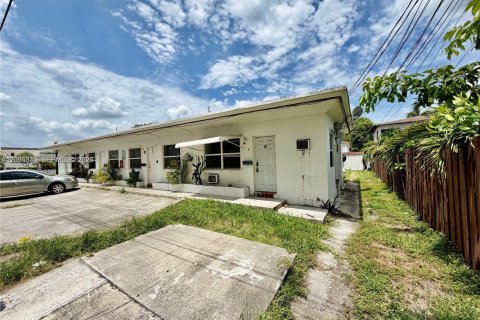 Appartement à Hollywood, Floride 1 chambre, 51.1 m2 № 2390181
