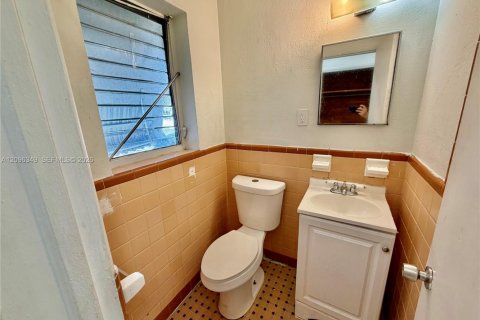 Appartement à louer à Hollywood, Floride: 1 chambre, 51.1 m2 № 2390181 - photo 9