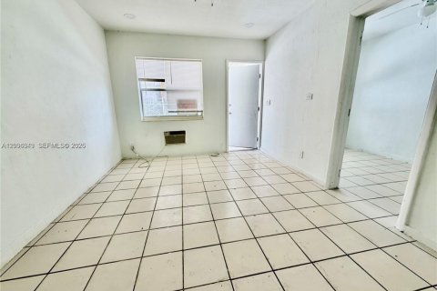 Appartement à louer à Hollywood, Floride: 1 chambre, 51.1 m2 № 2390181 - photo 12