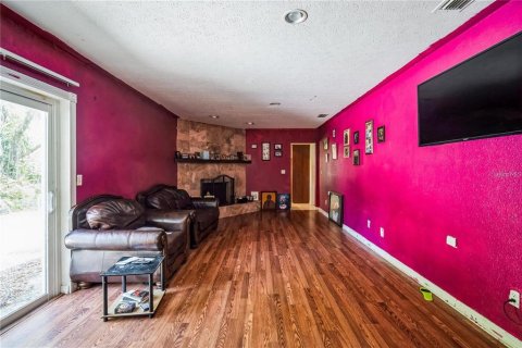 Casa en venta en Brandon, Florida, 4 dormitorios, 185.25 m2 № 1854609 - foto 4