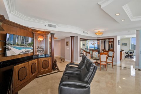 Copropriété à vendre à Sunny Isles Beach, Floride: 3 chambres, 247.58 m2 № 1977563 - photo 5
