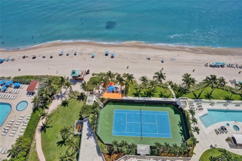Copropriété à vendre à Sunny Isles Beach, Floride: 3 chambres, 247.58 m2 № 1977563 - photo 29