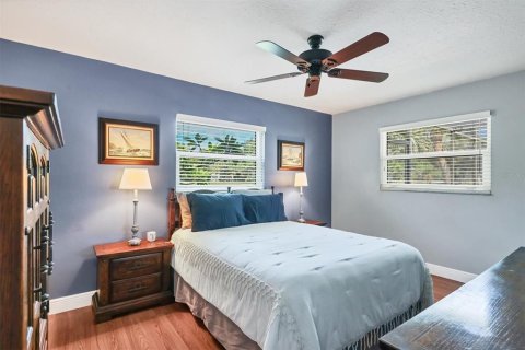 House in Sarasota, Florida 3 bedrooms, 240.99 sq.m. № 1787776 - photo 29
