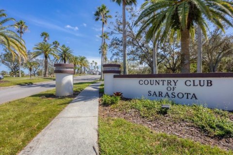 House in Sarasota, Florida 3 bedrooms, 240.99 sq.m. № 1787776 - photo 2