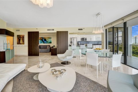 Copropriété à louer à Aventura, Floride: 4 chambres, 193.24 m2 № 2038132 - photo 3