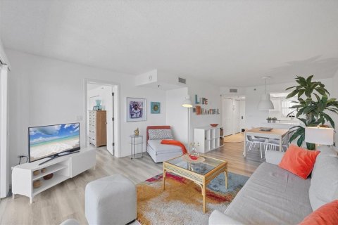 Copropriété à vendre à Sarasota, Floride: 1 chambre, 75.53 m2 № 1723179 - photo 4