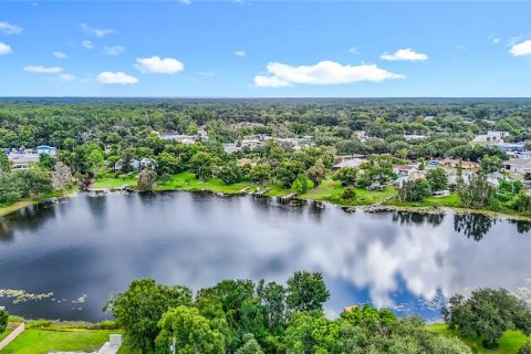 House in Lutz, Florida 3 bedrooms, 190.45 sq.m. № 1876087 - photo 3
