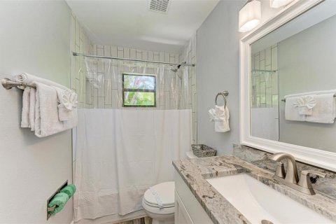 Condominio en venta en Holmes Beach, Florida, 2 dormitorios, 94.95 m2 № 1841957 - foto 15