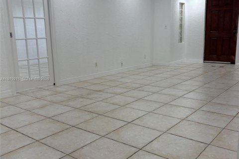 Villa ou maison à louer à Boynton Beach, Floride: 1 chambre, 74.41 m2 № 2046012 - photo 8