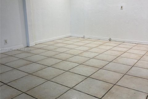 Villa ou maison à louer à Boynton Beach, Floride: 1 chambre, 74.41 m2 № 2046012 - photo 12