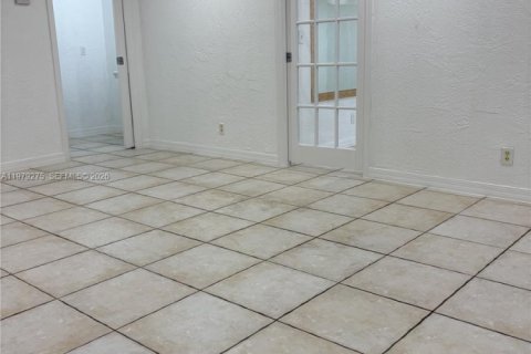 Villa ou maison à louer à Boynton Beach, Floride: 1 chambre, 74.41 m2 № 2046012 - photo 17