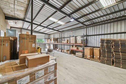 Immobilier commercial à vendre à Tampa, Floride: 2192.12 m2 № 1758447 - photo 7