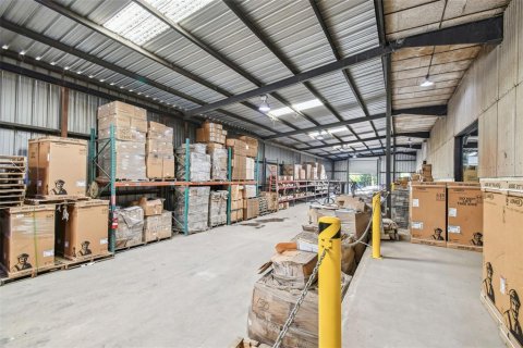 Immobilier commercial à vendre à Tampa, Floride: 2192.12 m2 № 1758447 - photo 20