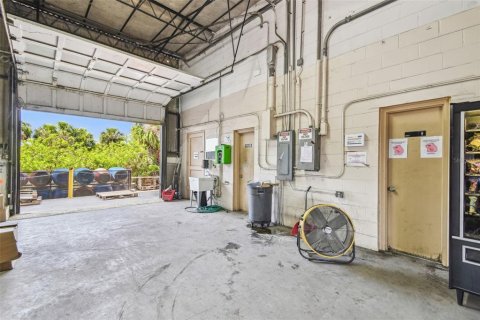 Immobilier commercial à vendre à Tampa, Floride: 2192.12 m2 № 1758447 - photo 16