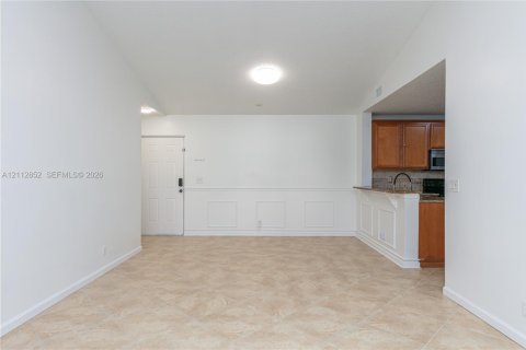 Copropriété à louer à Coral Springs, Floride: 2 chambres, 102.75 m2 № 2436292 - photo 13