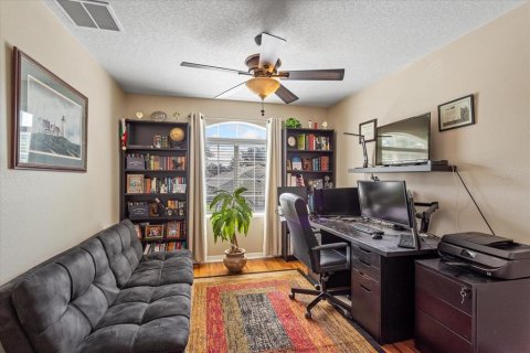 House in Orlando, Florida 4 bedrooms, 237.18 sq.m. № 1780422 - photo 29