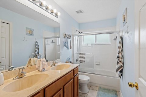 House in Orlando, Florida 4 bedrooms, 237.18 sq.m. № 1780422 - photo 30