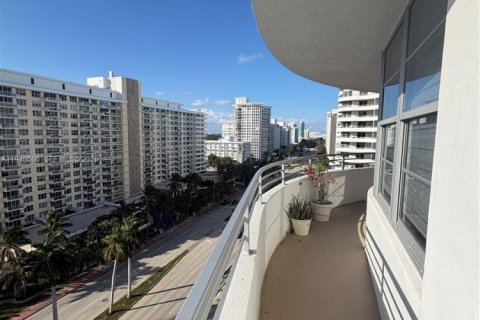 Apartment in Miami Beach, Florida 1 bedroom, 84.73 sq.m. № 1998339 - photo 5