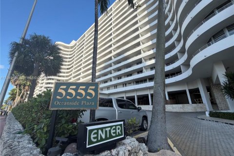 Apartment in Miami Beach, Florida 1 bedroom, 84.73 sq.m. № 1998339