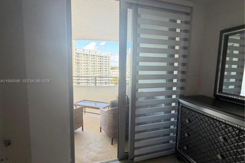 Apartment in Miami Beach, Florida 1 bedroom, 84.73 sq.m. № 1998339 - photo 24