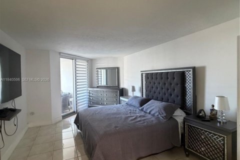 Apartment in Miami Beach, Florida 1 bedroom, 84.73 sq.m. № 1998339 - photo 19