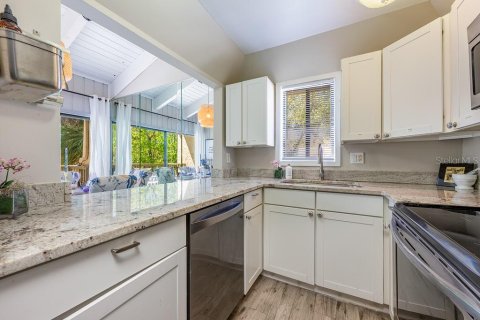 Condo in Longwood, Florida, 2 bedrooms  № 1719909 - photo 11
