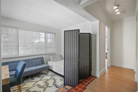 Casa en venta en Miami Shores, Florida, 3 dormitorios, 128.58 m2 № 2173625 - foto 16