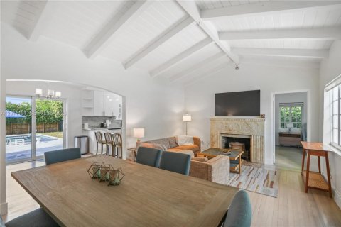 Casa en venta en Miami Shores, Florida, 3 dormitorios, 128.58 m2 № 2173625 - foto 3