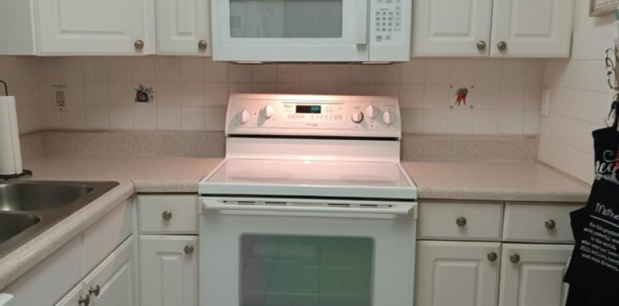 Condo in Margate, Florida, 2 bedrooms  № 2245284