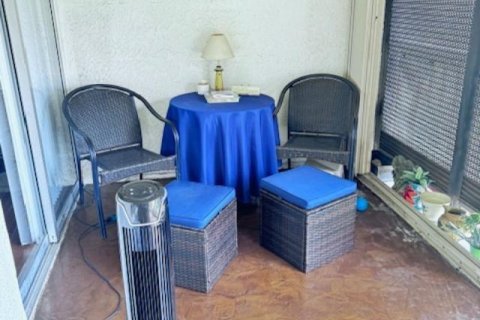 Condo in Margate, Florida, 2 bedrooms  № 2245284 - photo 13