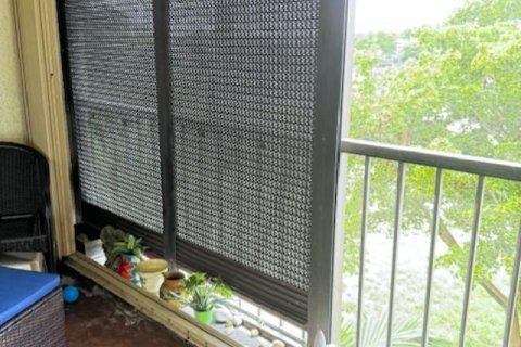 Condo in Margate, Florida, 2 bedrooms  № 2245284 - photo 14