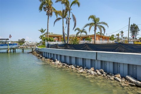 Terreno en venta en Saint Petersburg, Florida № 1679602 - foto 8