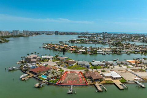 Terreno en venta en Saint Petersburg, Florida № 1679602 - foto 2