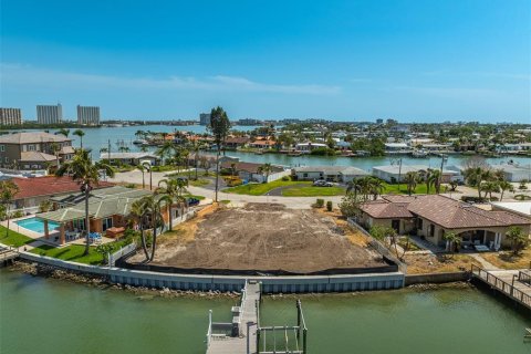 Terreno en venta en Saint Petersburg, Florida № 1679602 - foto 11