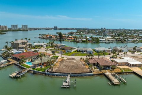 Terreno en venta en Saint Petersburg, Florida № 1679602 - foto 12