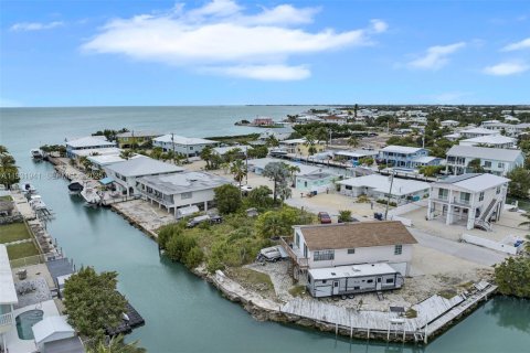 Casa en venta en Marathon, Florida, 2 dormitorios, 87.79 m2 № 2055969 - foto 24