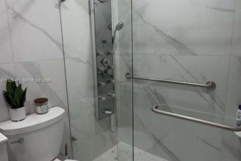 Купить виллу или дом в Майами, Флорида 4 спальни, 205.69м2, № 1997439 - фото 20