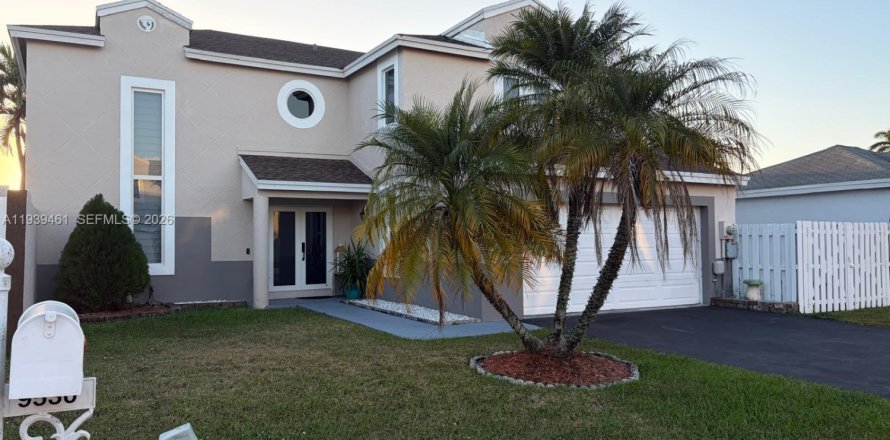 Дом в Майами, Флорида 4 спальни, 205.69м2 № 1997439